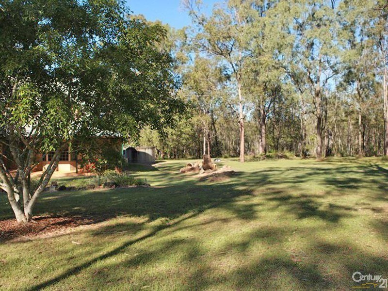 249 Willaura Drive, Mount Hallen QLD 4312