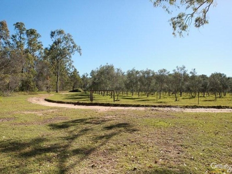 249 Willaura Drive, Mount Hallen QLD 4312