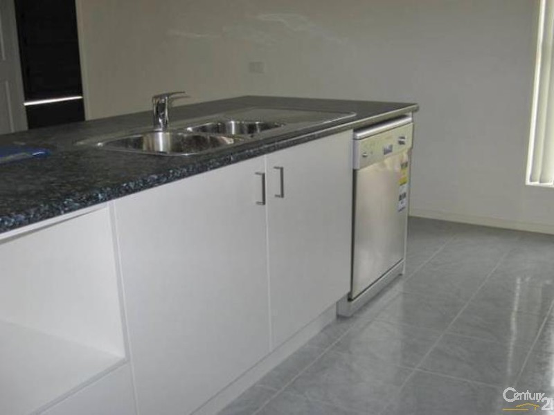 38 Honeywood Drive, Fernvale QLD 4306