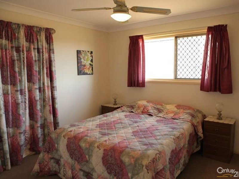22 Harpeng Rd, Wivenhoe Pocket QLD 4306