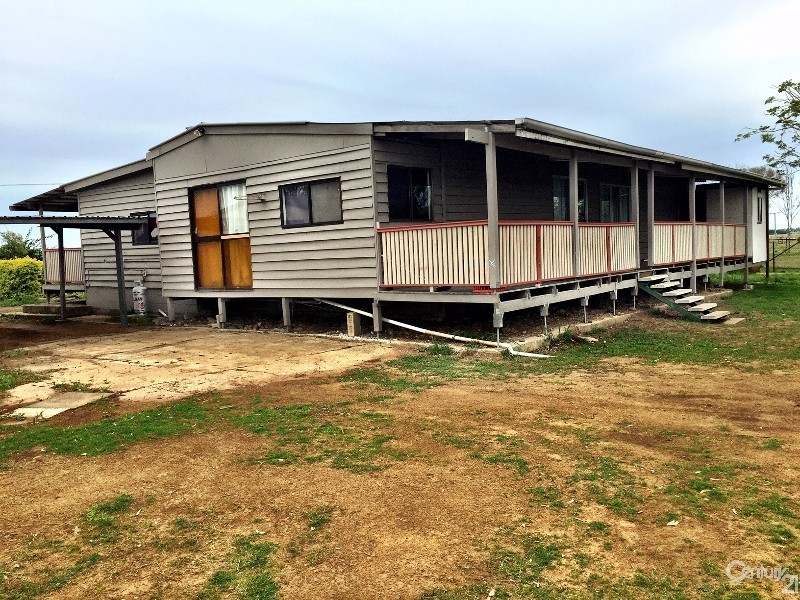 8 Spenglers Lane, Clarendon QLD 4311