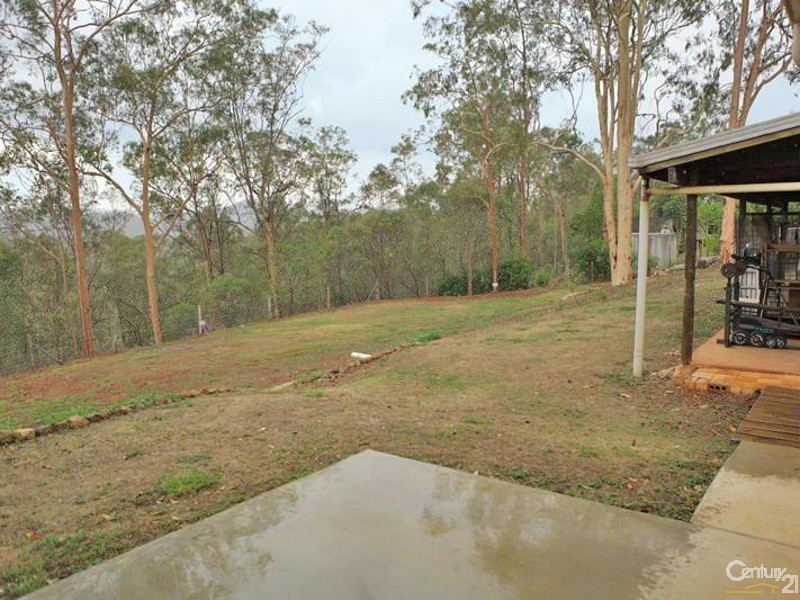 104 Lockyer View Rd, Wivenhoe Pocket QLD 4306