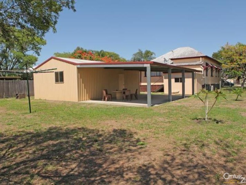 20 Daniel Street, Lowood QLD 4311