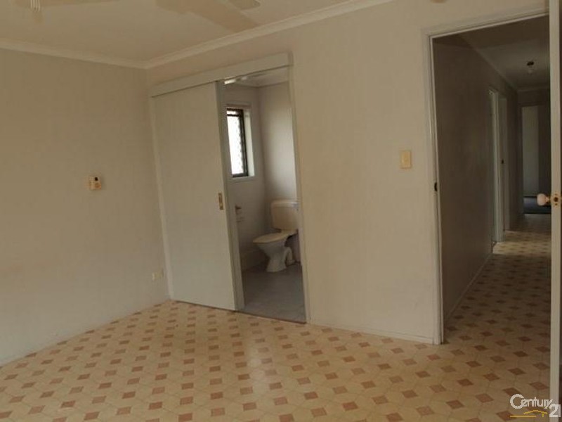 230 Rifle Range Road, Rifle Range QLD 4311