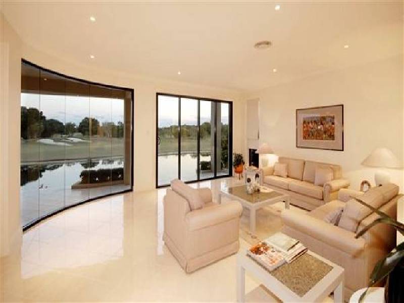 817 Legend Trail The Glades, Robina QLD 4226