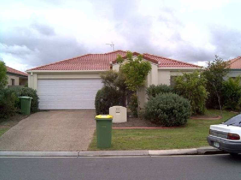 20 Harrow Place, Arundel QLD 4214