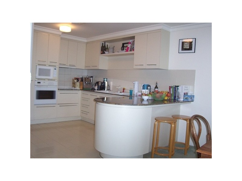 75 Brighton Pde, Southport QLD 4215
