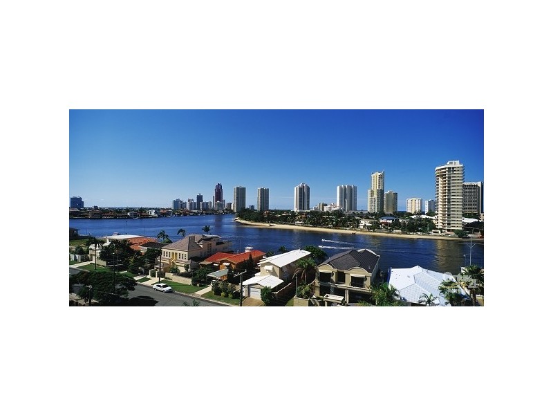 56 Stanhill Drive, Chevron Island QLD 4217