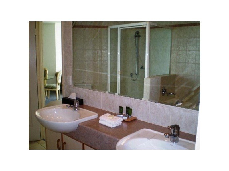 3400 Surfers Paradise Blvd SUN CITY, Surfers Paradise QLD 4217