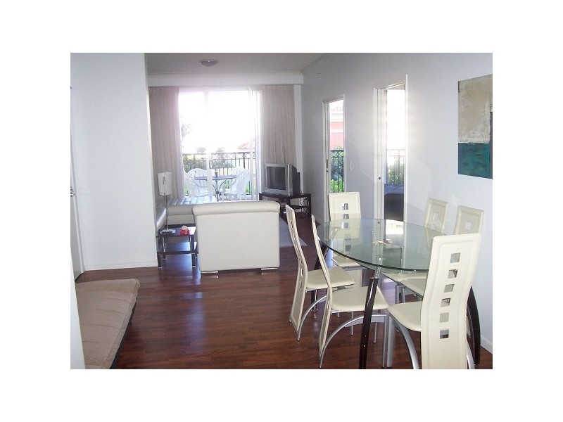 23 Ferny Avenue, Surfers Paradise QLD 4217