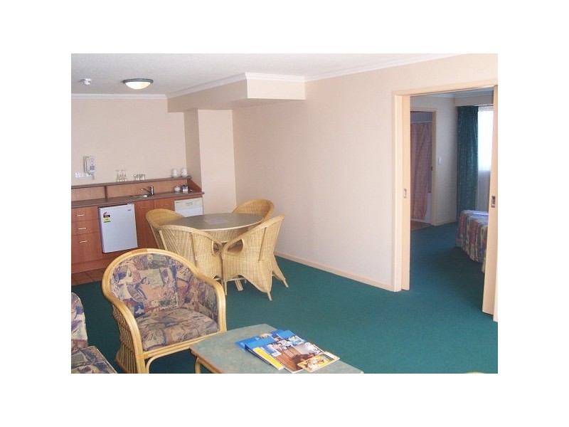 326&327/132 AUSTRALIS SOVEREIGN, Surfers Paradise QLD 4217