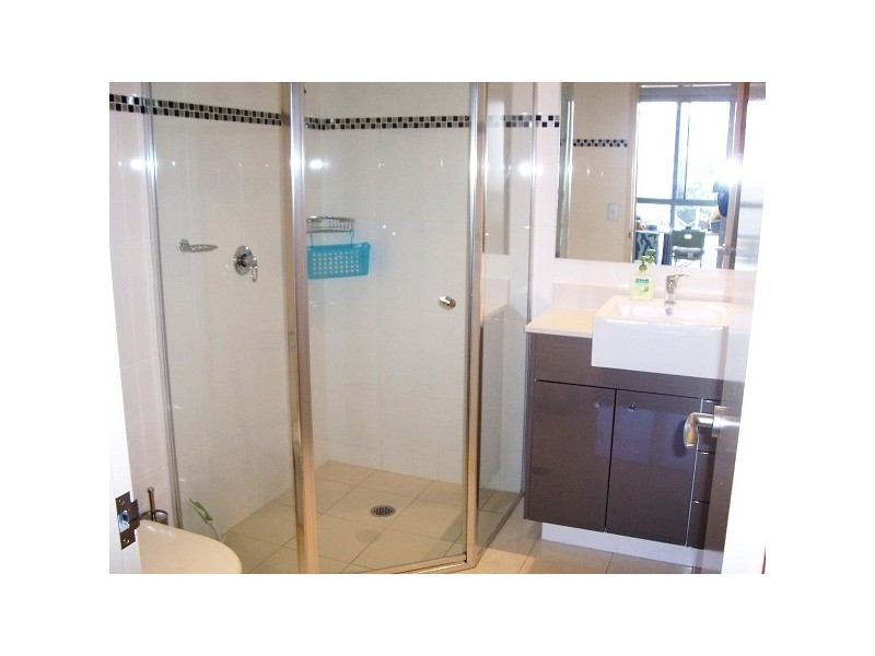 803/18 Cypress Ave, SOLAIRE, Surfers Paradise QLD 4217