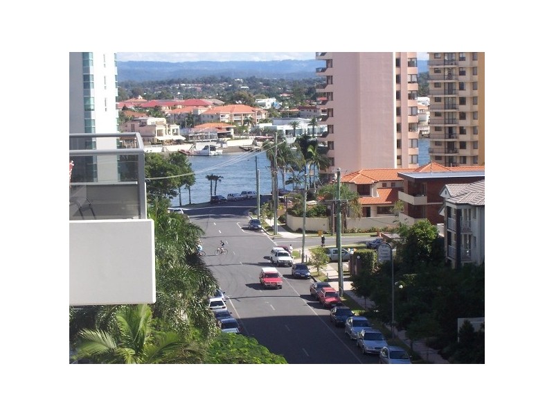 803/18 Cypress Ave, SOLAIRE, Surfers Paradise QLD 4217