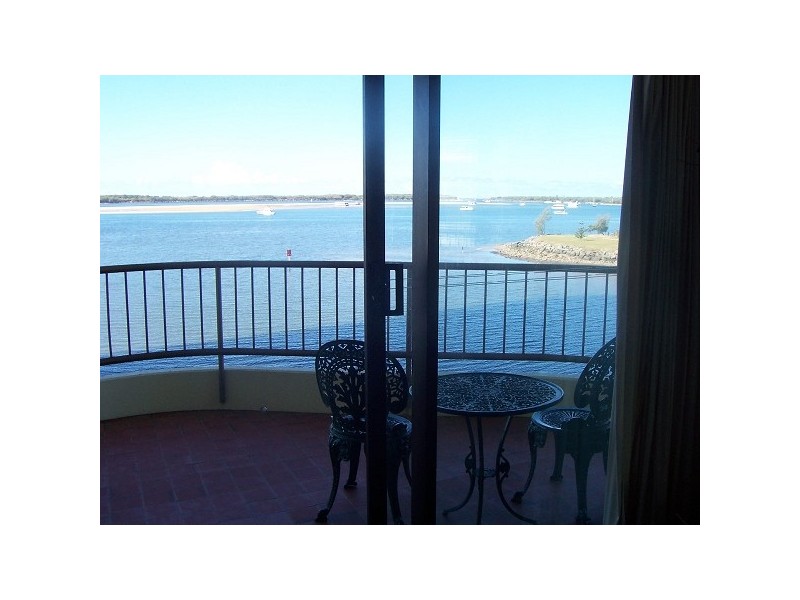 9 Bayview Street BROADWATER SHORES, Runaway Bay QLD 4216