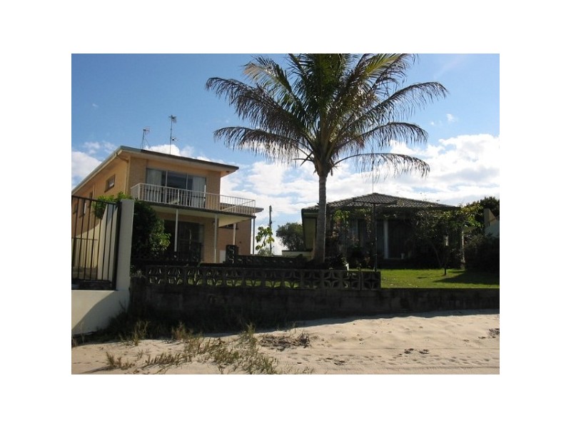 25 SUNRISE BLVD, Surfers Paradise QLD 4217