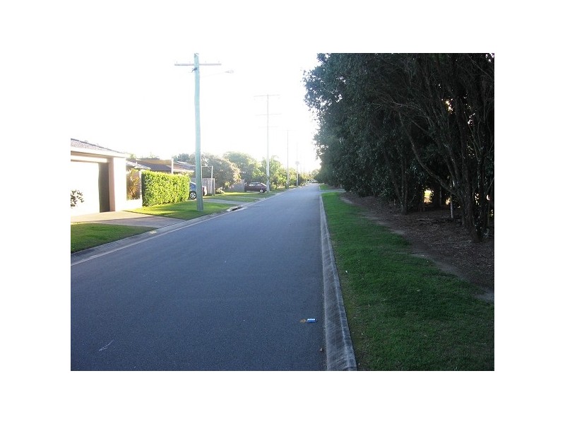 81 Cypress Drive, Broadbeach Waters QLD 4218
