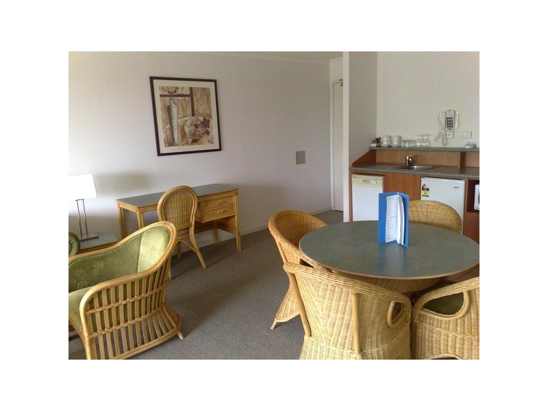 202&203/140 Ferny Ave AUSTRALIS SOVEREIGN, Surfers Paradise QLD 4217