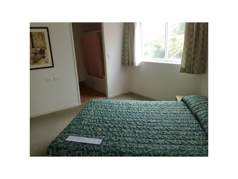 202&203/140 Ferny Ave AUSTRALIS SOVEREIGN, Surfers Paradise QLD 4217