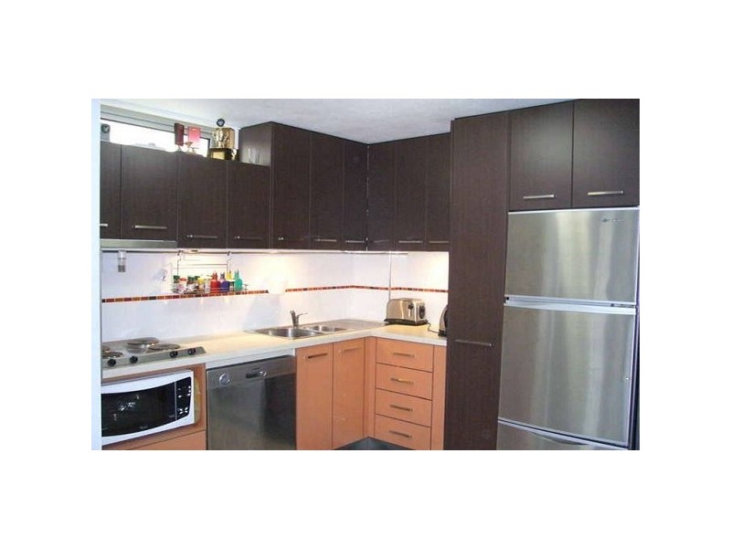 4/7 View Avenue VIEW PACIFIC, Surfers Paradise QLD 4217