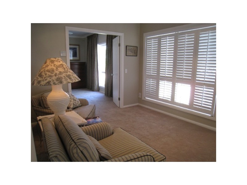 19 Norseman Court PARADISE WATERS, Surfers Paradise QLD 4217