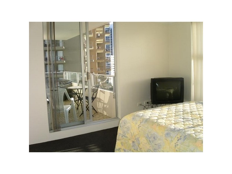 40 Ferny Ave  WATERWAYS, Surfers Paradise QLD 4217