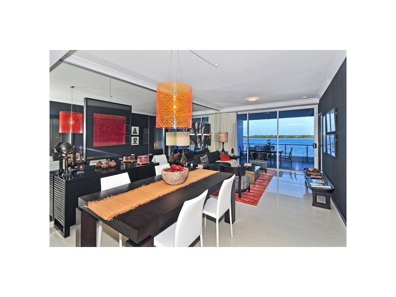 430 Marine Parade, Biggera Waters QLD 4216