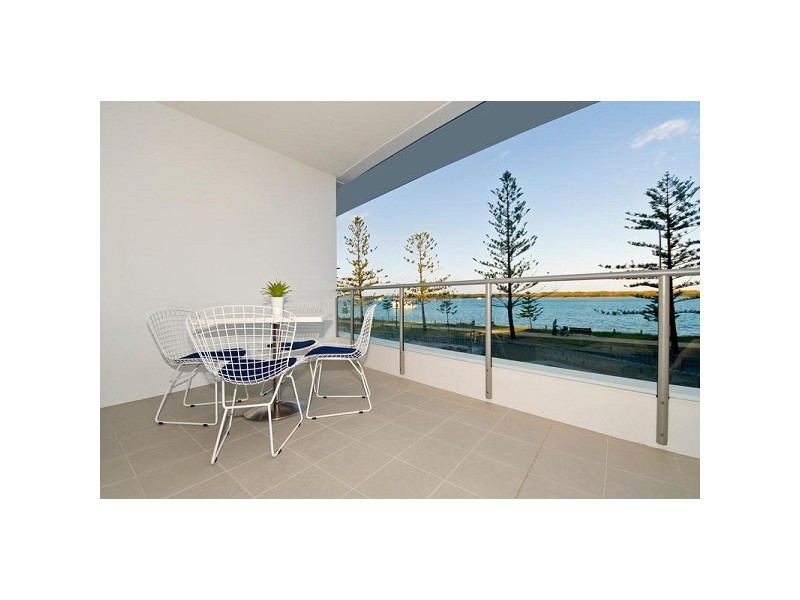 430 Marine Parade, Biggera Waters QLD 4216