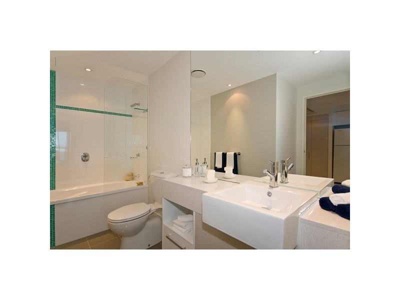 430 Marine Parade, Biggera Waters QLD 4216