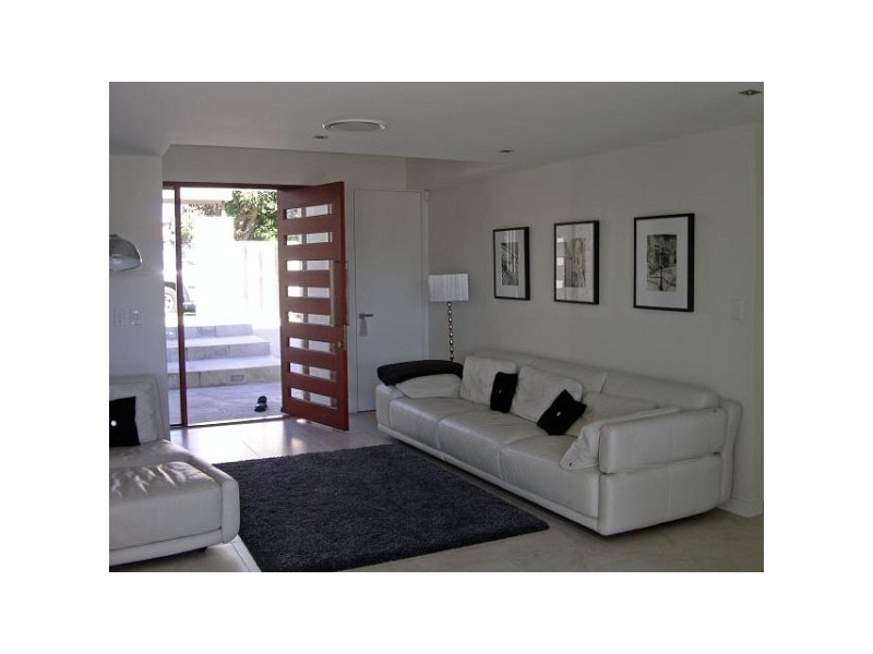 57 Heeb Street, Bundall QLD 4217