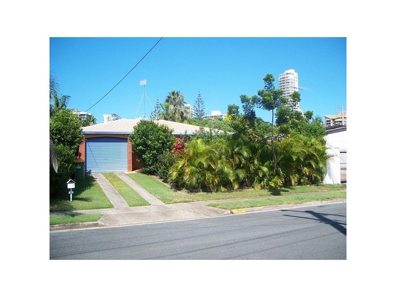 20 Brindisi Avenue, Isle Of Capri QLD 4217