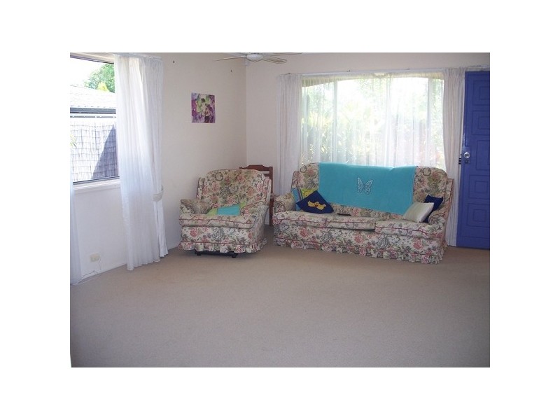 20 Brindisi Avenue, Isle Of Capri QLD 4217