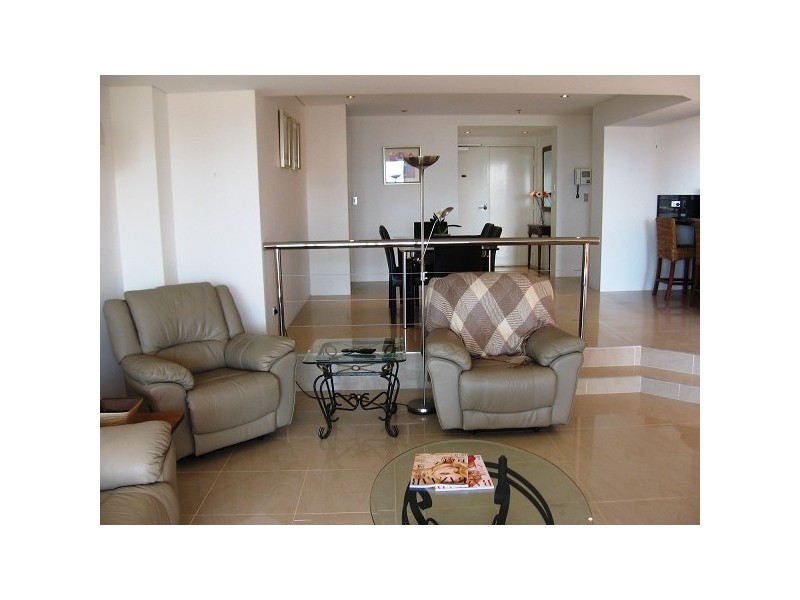 1 Peak Avenue      PARK LANE, Main Beach QLD 4217