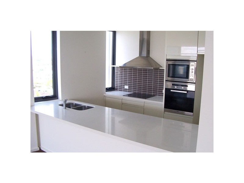 Chevron Island QLD 4217