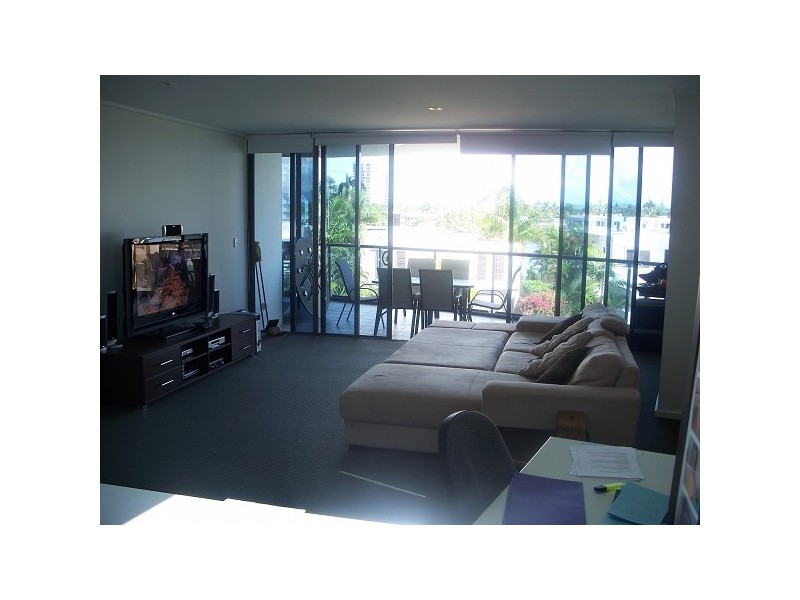 Chevron Island QLD 4217