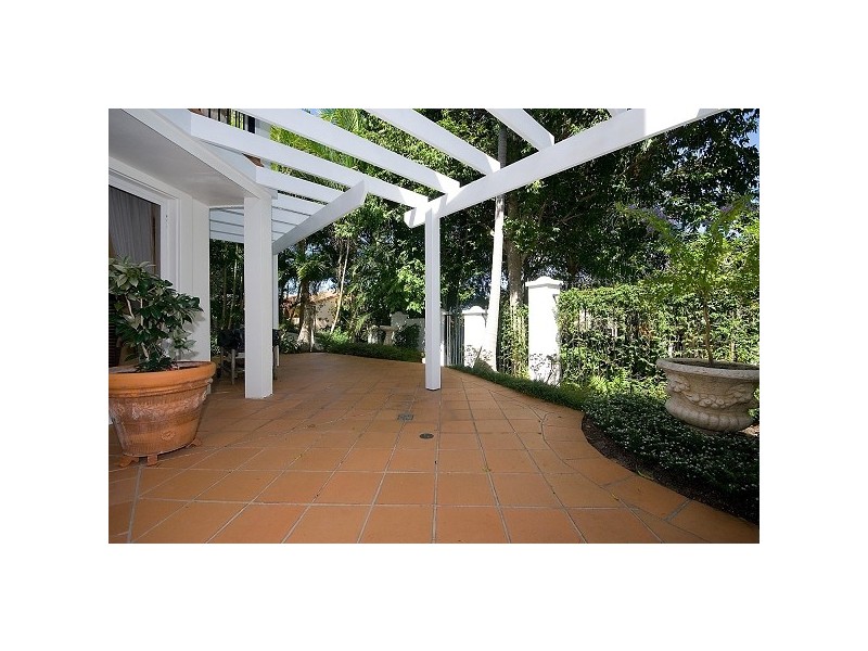 9/100 Cotlew Street East       APOLLO ADELPHI SPRINGS, Southport QLD 4215