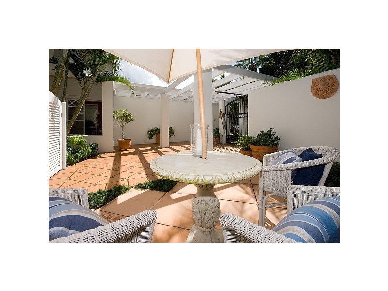 9/100 Cotlew Street East       APOLLO ADELPHI SPRINGS, Southport QLD 4215