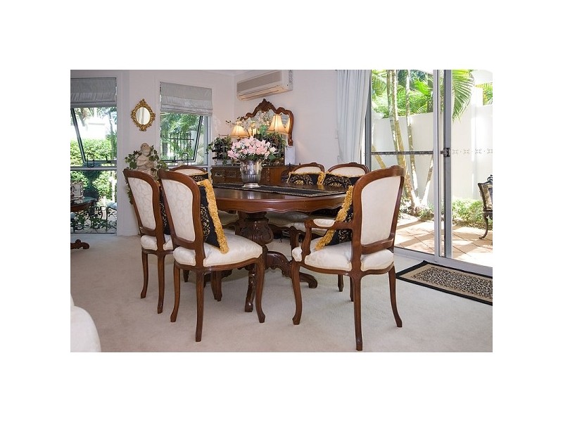 100 Cotlew Street, Southport QLD 4215