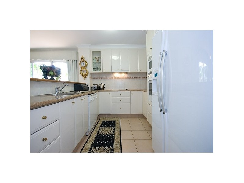 100 Cotlew Street, Southport QLD 4215