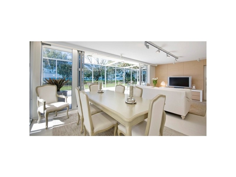 8575 Main Beach Parade GOLDEN SANDS, Main Beach QLD 4217