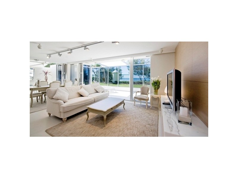 8575 Main Beach Parade GOLDEN SANDS, Main Beach QLD 4217