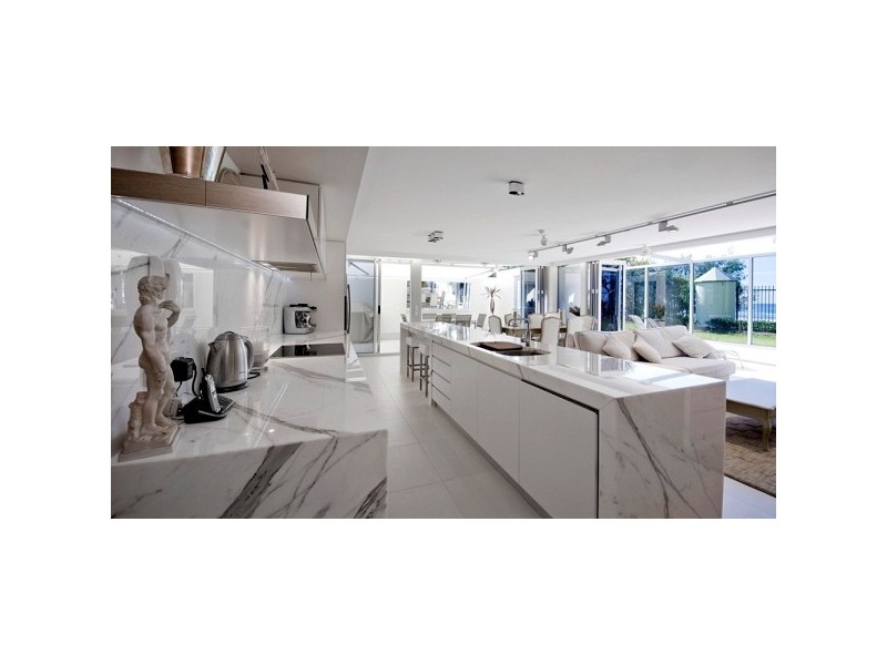 8575 Main Beach Parade GOLDEN SANDS, Main Beach QLD 4217