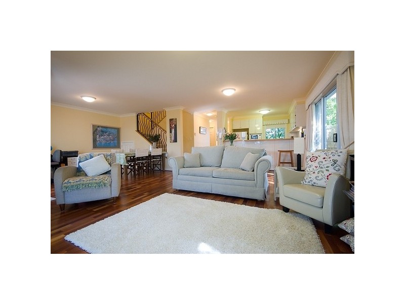 100 Cotlew Street East   ADRIANA  ADELPHI SPRINGS, Southport QLD 4215