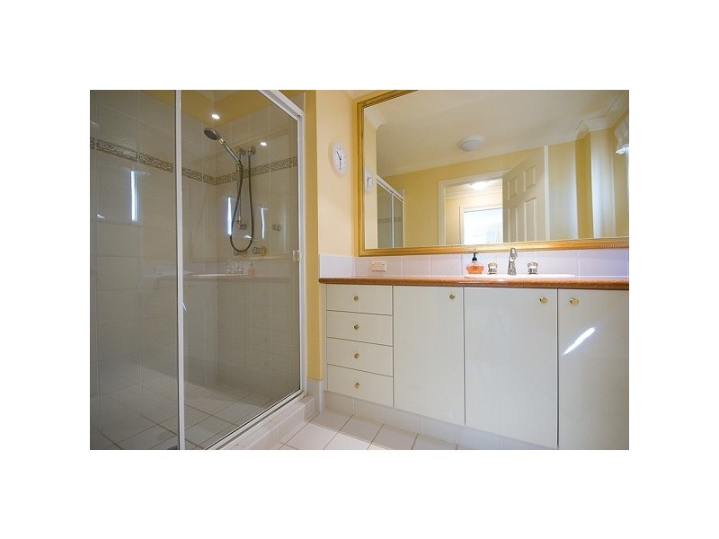 100 Cotlew Street East   ADRIANA  ADELPHI SPRINGS, Southport QLD 4215