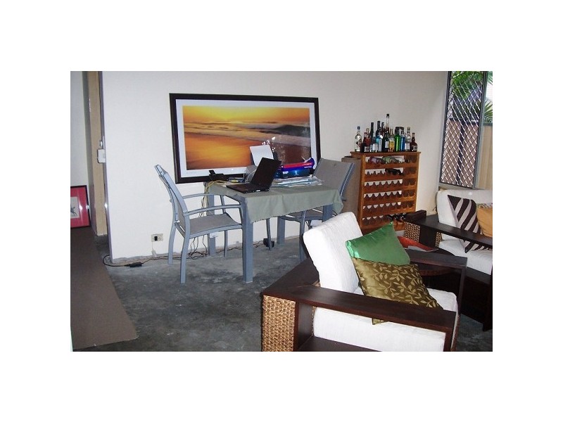 39 Old Burleigh Road, Surfers Paradise QLD 4217