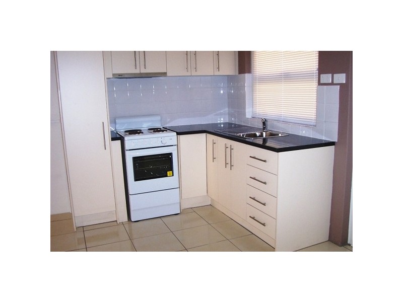 30 Leonard Ave, Surfers Paradise QLD 4217