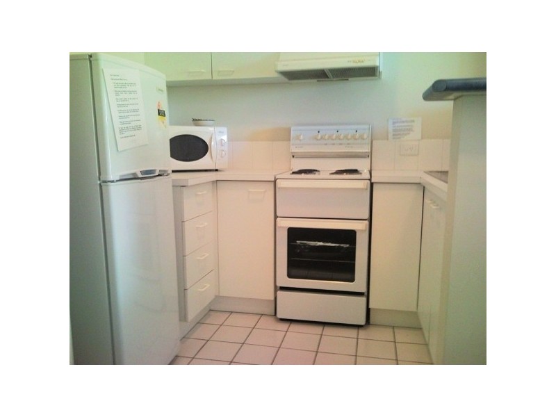 43 Cypress Avenue, Surfers Paradise QLD 4217