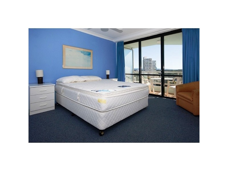 70 Remembrance Dr SURFERS PLAZA, Surfers Paradise QLD 4217