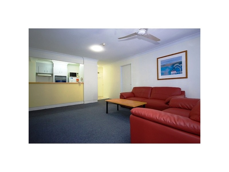 70 Remembrance Dr SURFERS PLAZA, Surfers Paradise QLD 4217