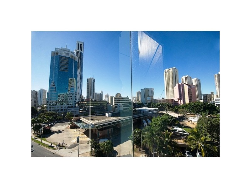 70 Remembrance Dr SURFERS PLAZA, Surfers Paradise QLD 4217