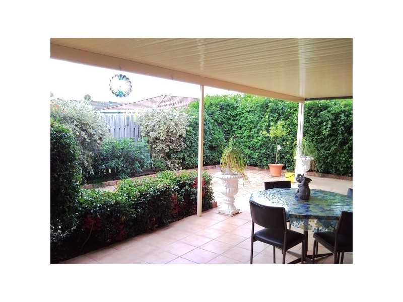 18 Daryl Drive, Varsity Lakes QLD 4227